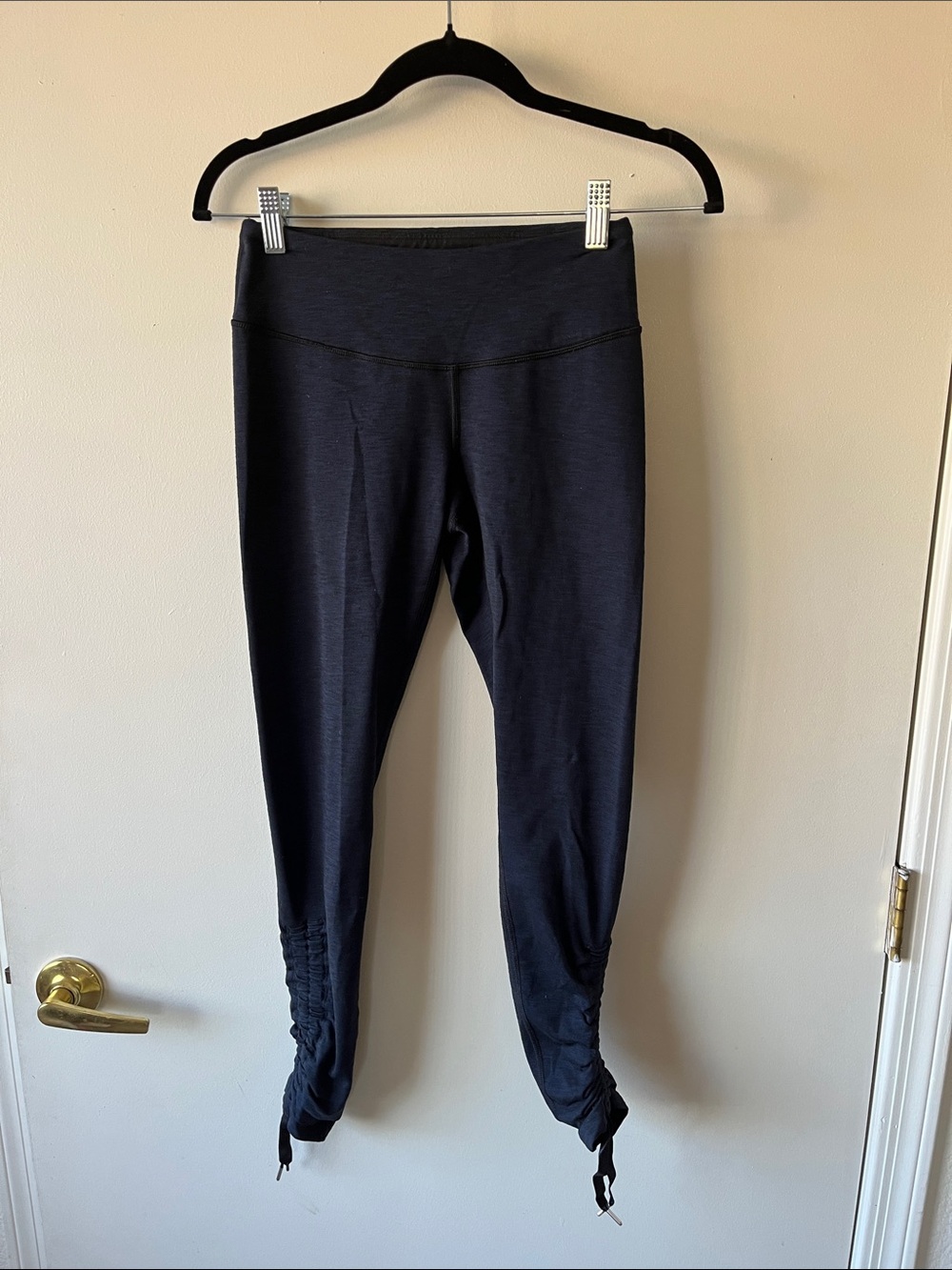 Lucy Navy and Black Marled High-Waist Performance Leggings